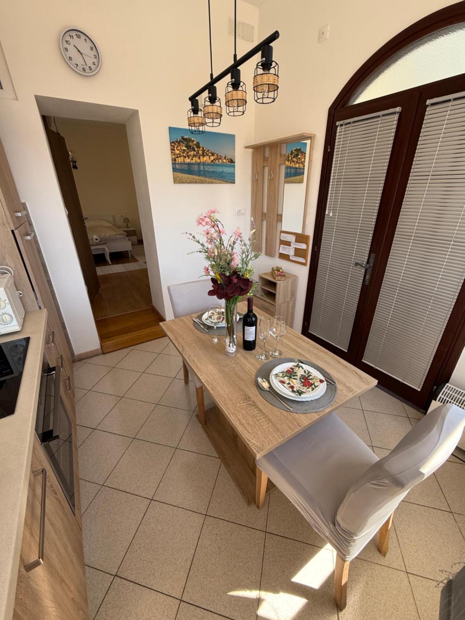 Apartment Batinica Σίμπενικ Εξωτερικό φωτογραφία