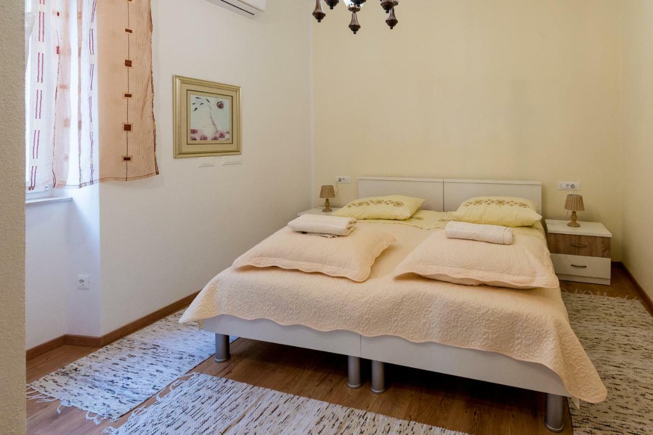 Apartment Batinica Σίμπενικ Εξωτερικό φωτογραφία